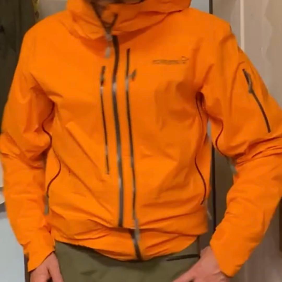 ノローナ ロフォテン ゴアテックス プロ ジャケットパンツセット