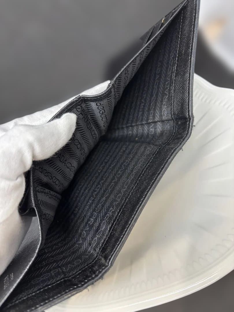 PRADA ブラックナイロン長財布美品