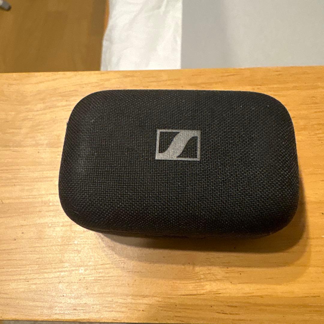 Sennheiser Momentum true wireless 4 ケース