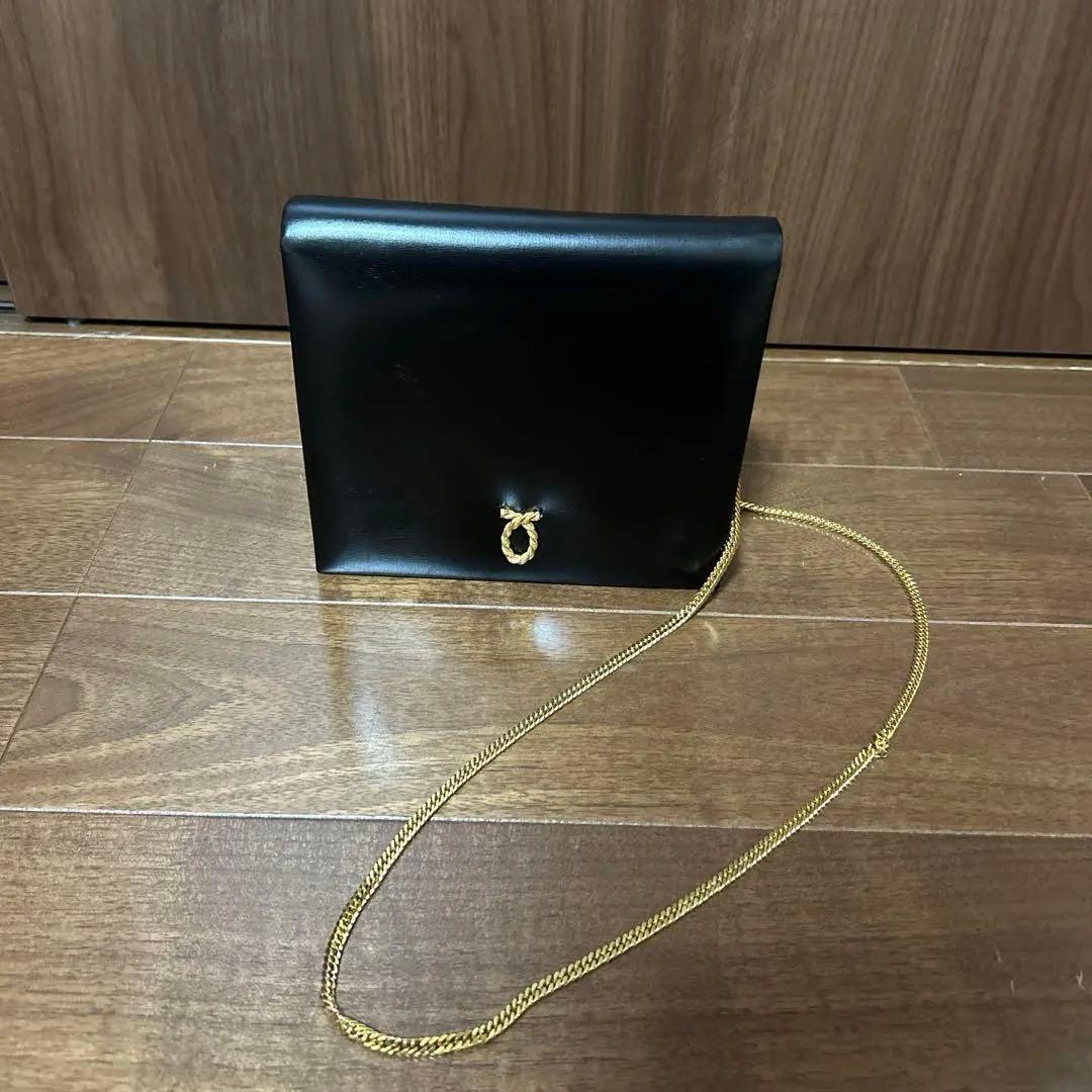 LAUNER LONDON 黒レザーチェーンバッグ