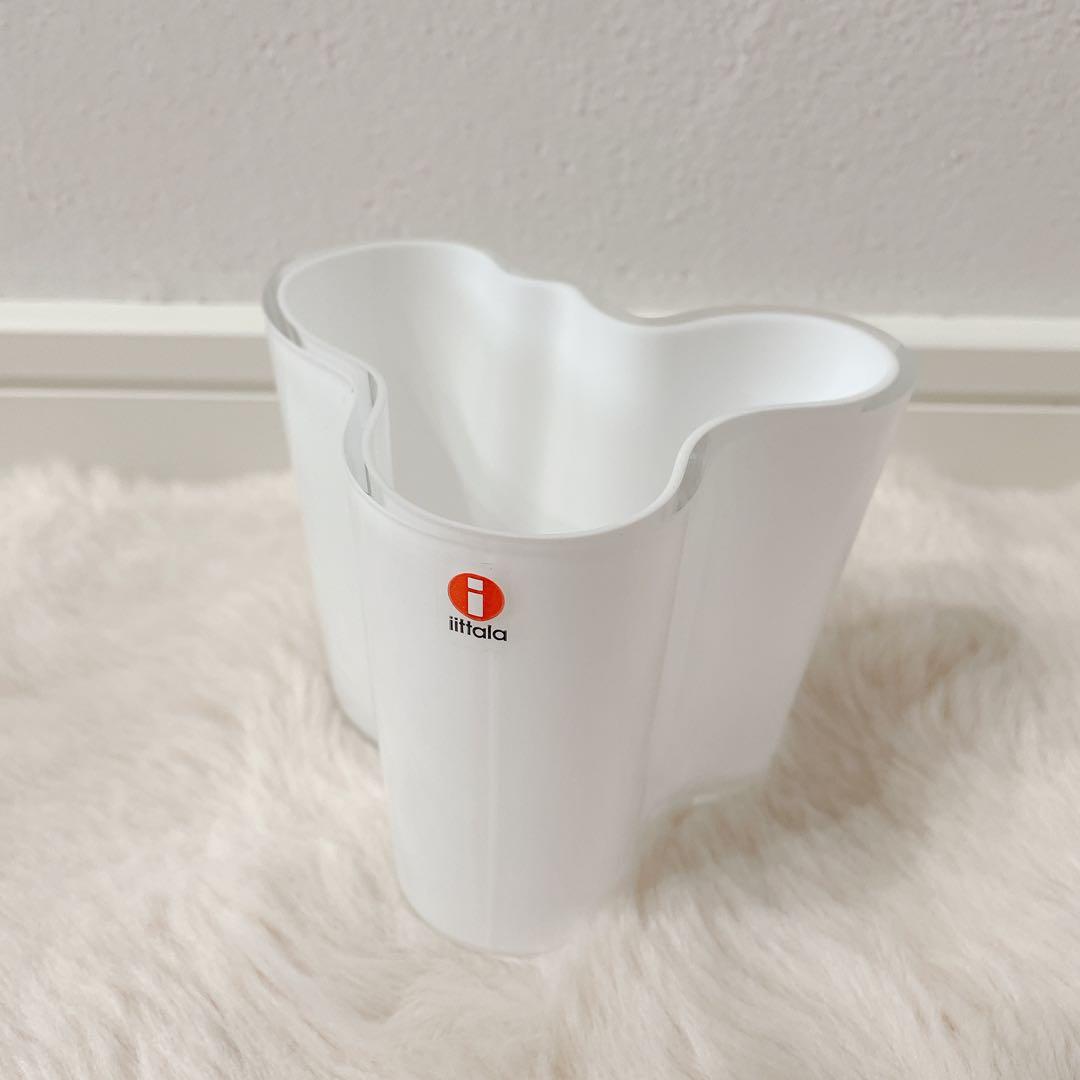 【美品】　 イッタラ アアルトベース 95mm ホワイト 花瓶