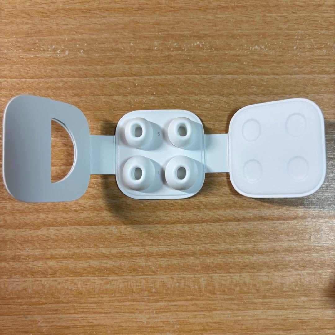 気*J様 AirPods Proワイヤレス充電ケース付き