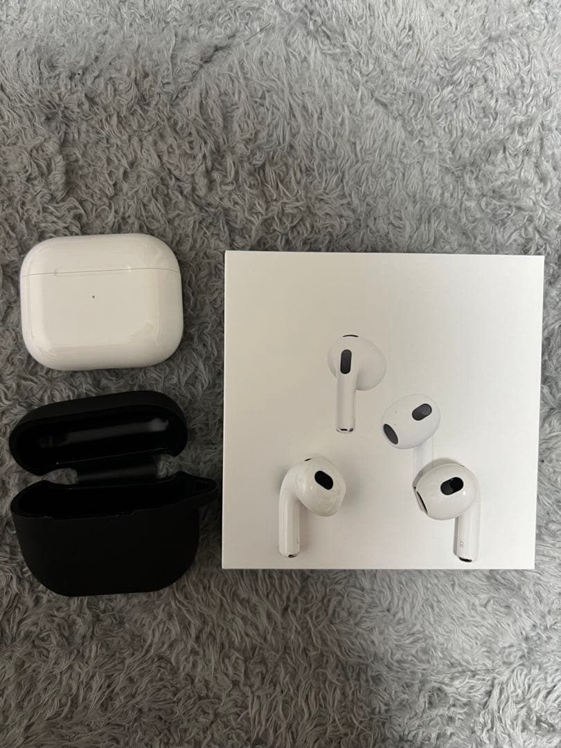 Apple AirPods 第3世代　保護ケース付き
