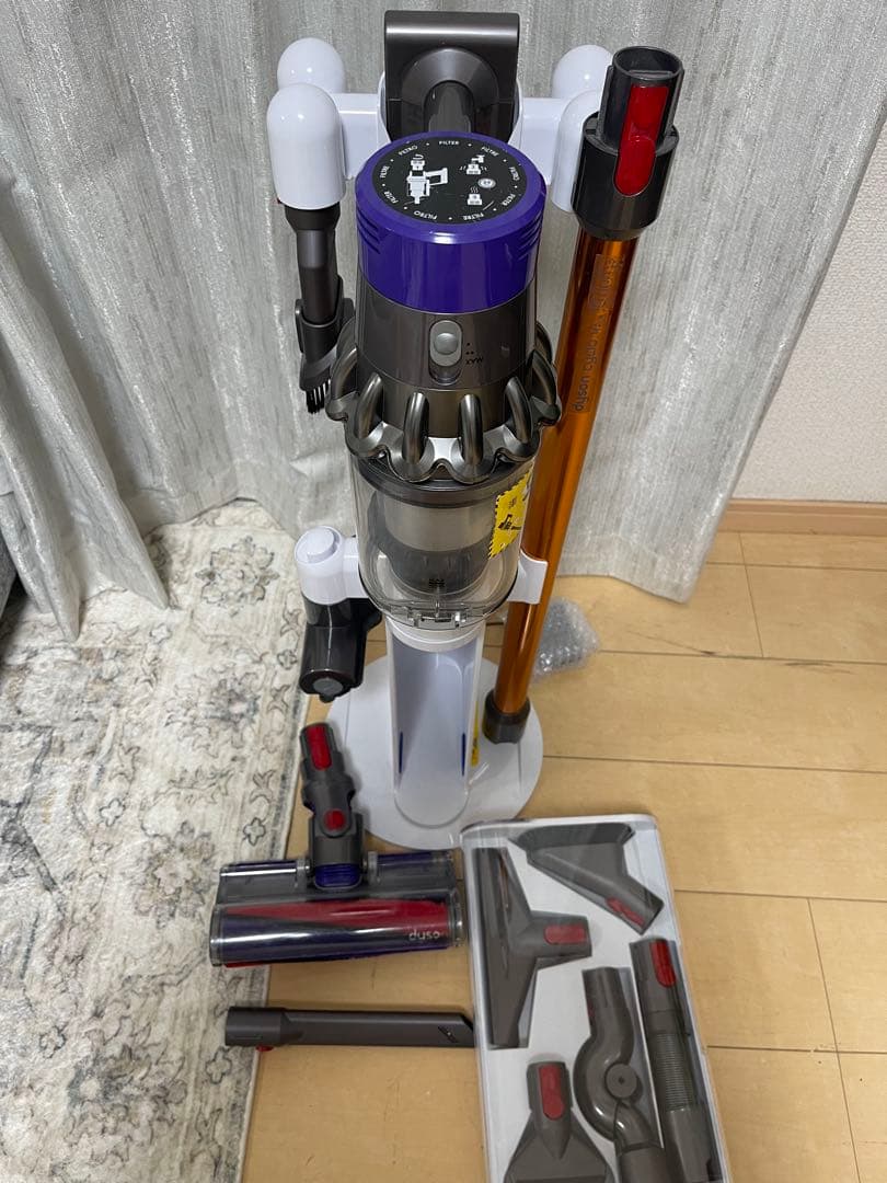 【美品】dyson V10 SV12　純正フロアドック付エコーモード75分