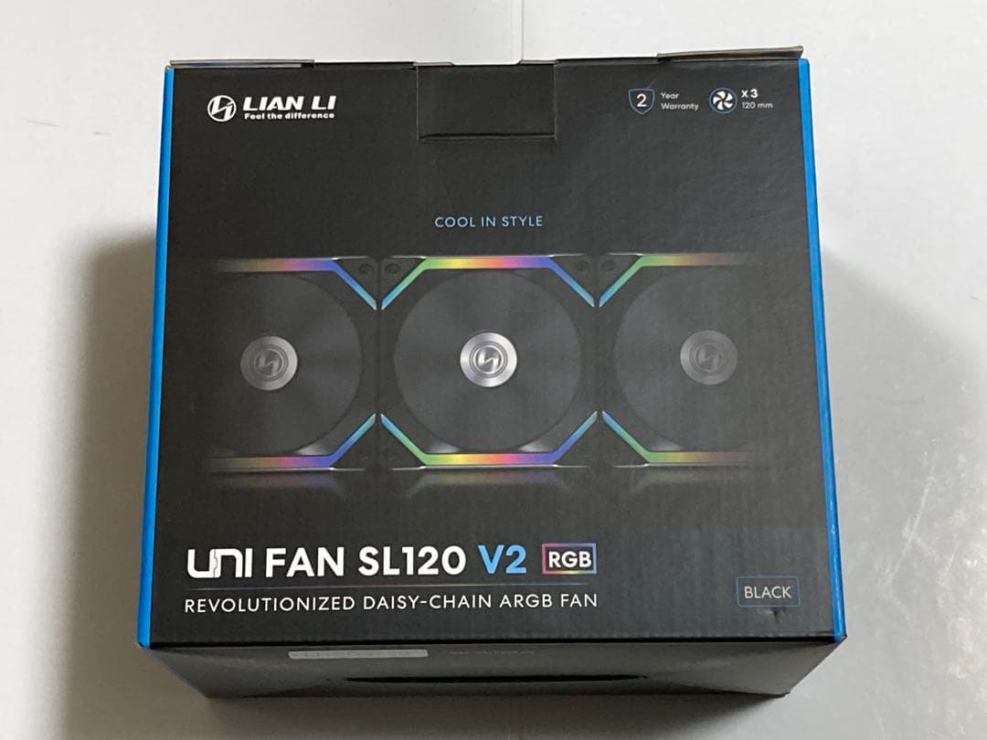 新品未開封 Lianli UNI FAN SL120 V2 BK ３個入り