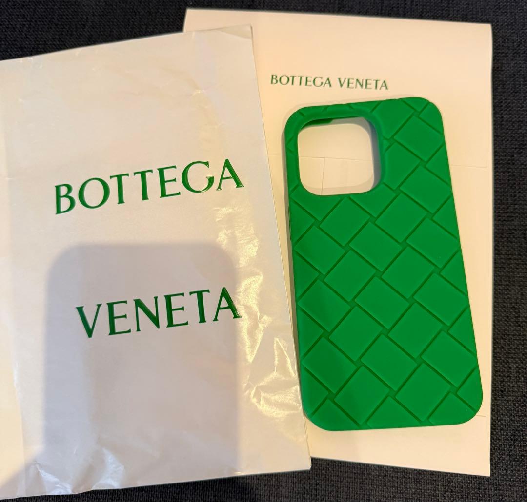 BOTTEGA VENETA iPhone14proケース　ボッテガヴェネタ