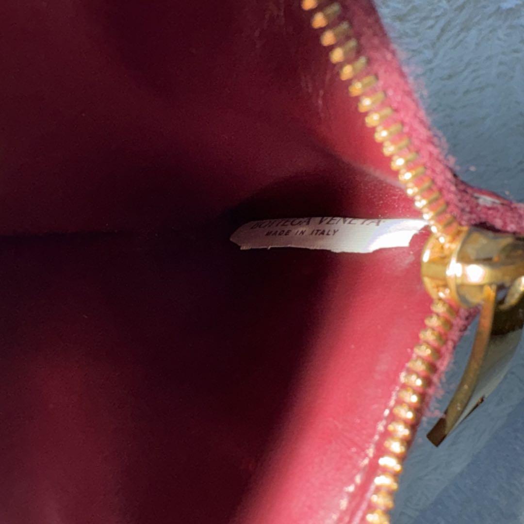 ボッテガヴェネタ　マキシ　イントレチャート ケース　レザー