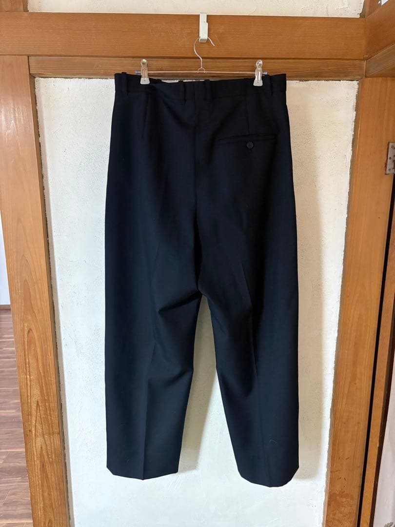 BALENCIAGA ブラック スラックス SMALL FIT 46