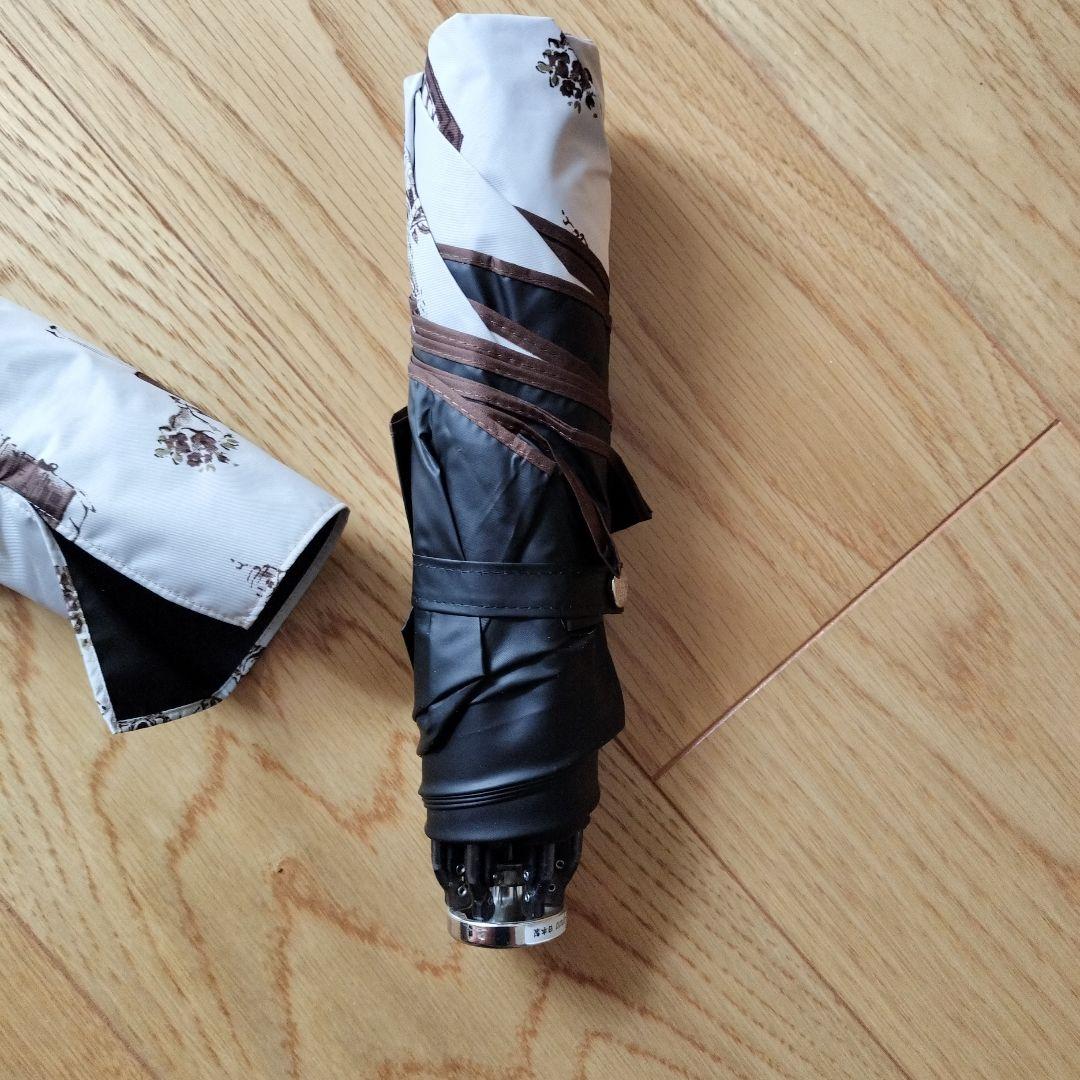 Aquascutum花柄 折りたたみ傘 晴雨兼用