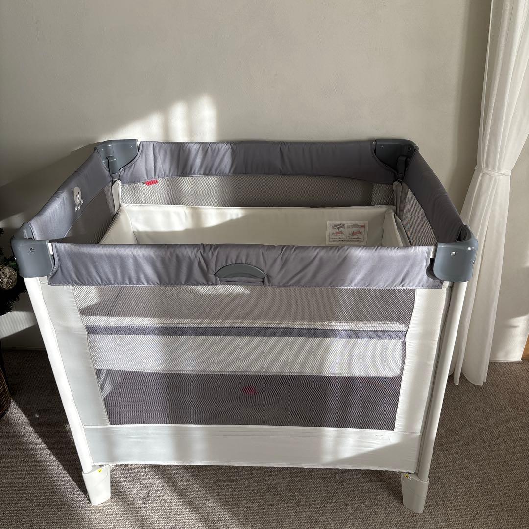 Cocoone Air AB ベビーベッド グレー