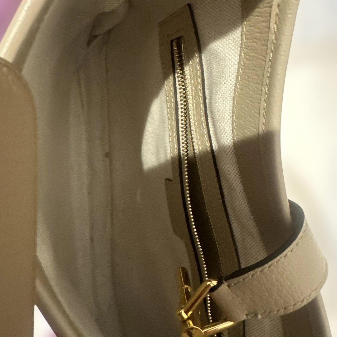 GUCCI ジャッキー　ベージュ