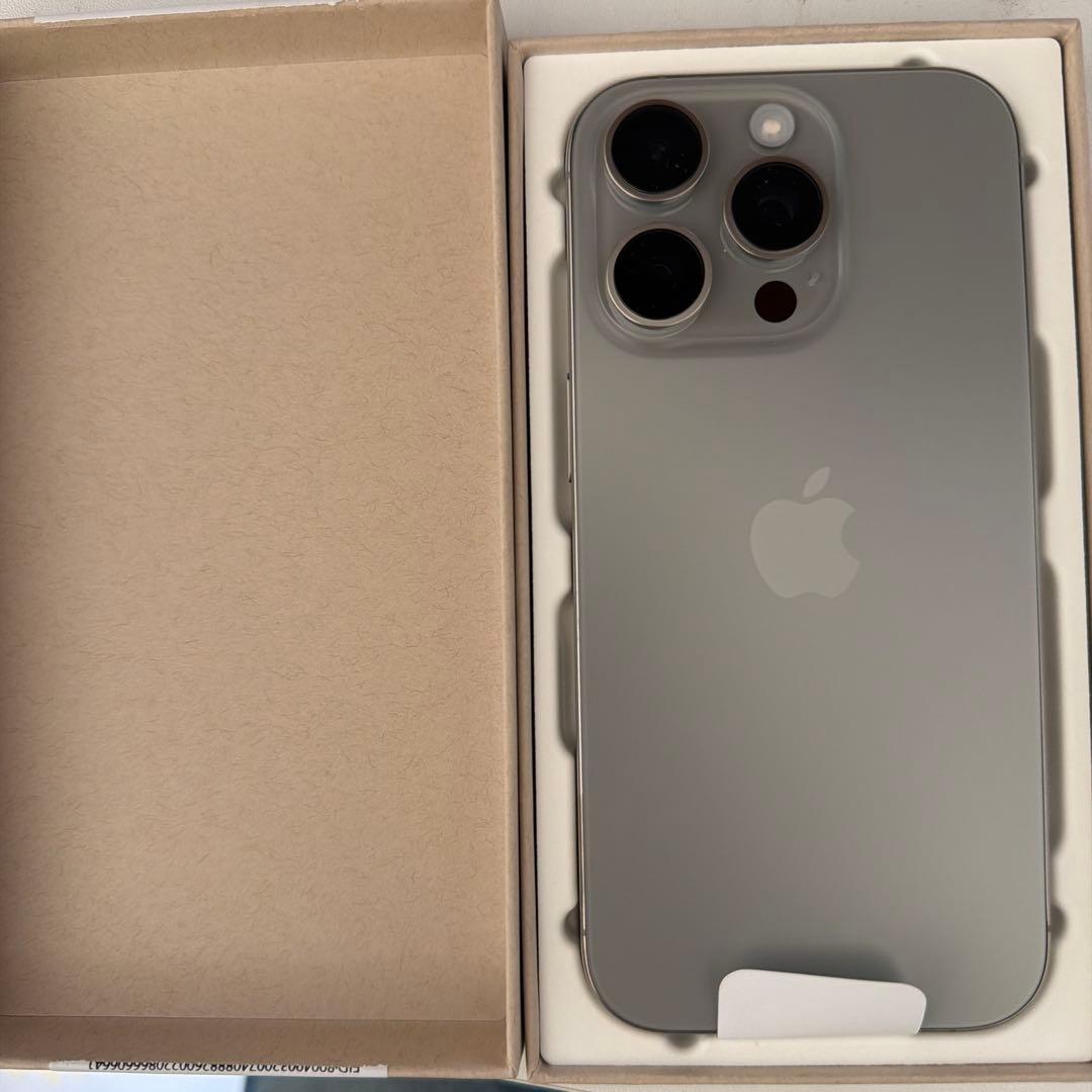 iPhone16pro 新品　256GB