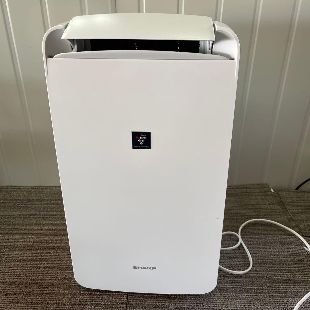 0084 シャープ 衣類乾燥機 除湿機 プラズマクラスター CM-J100-W