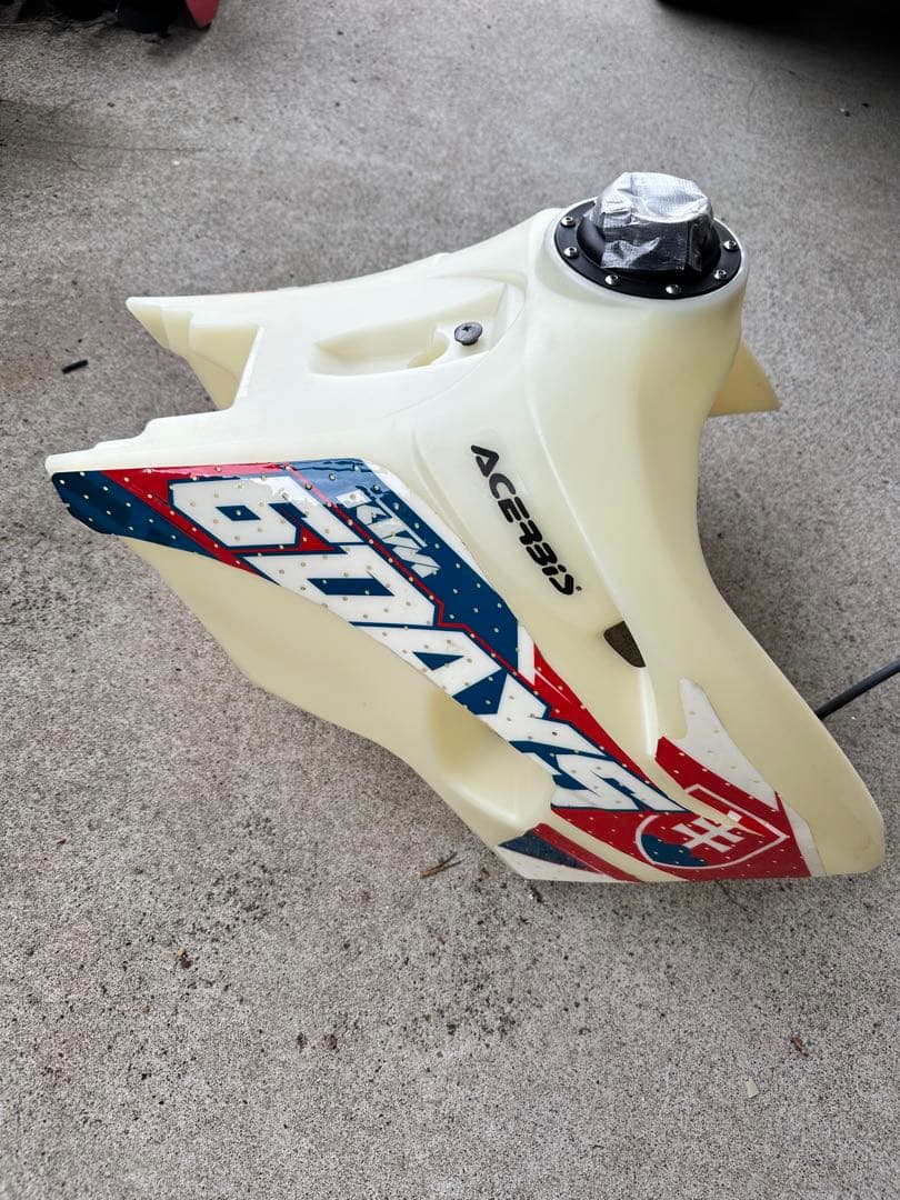 KTM EXC用　20リットルビッグタンクACERBIS ラリー