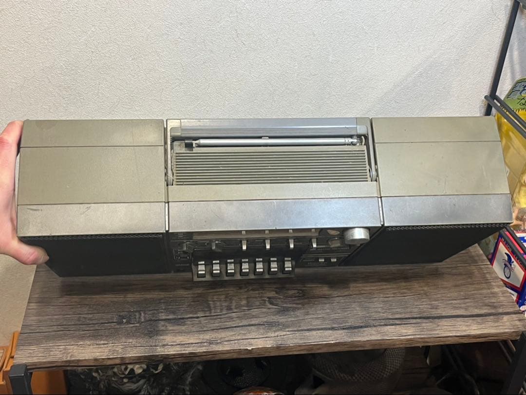 本日限定値下★東芝　BOMBEATステレオラジオカセットレコーダー　RT-S70