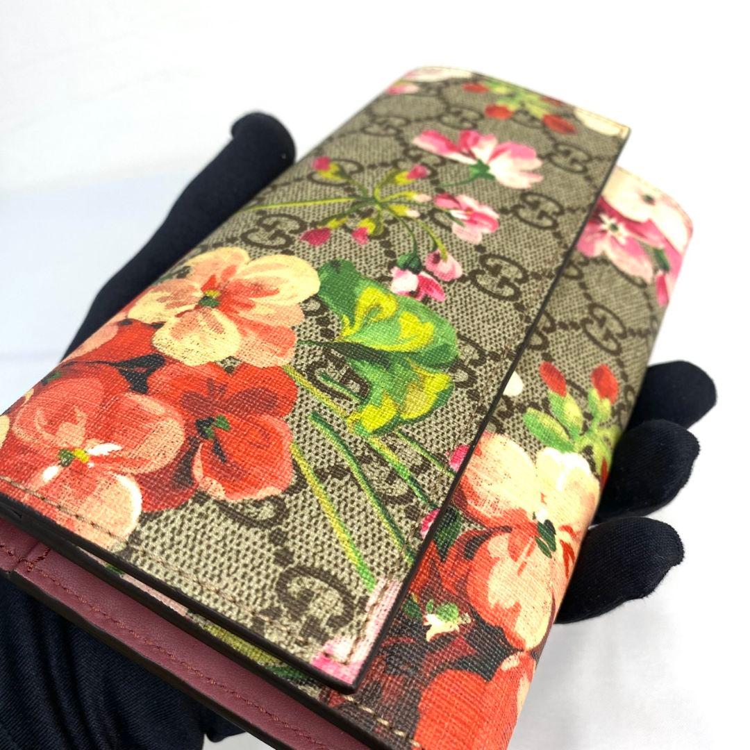 ✨️新品✨️グッチ 長財布 フラップ GGスプリーム ブルームス 花 フラワー