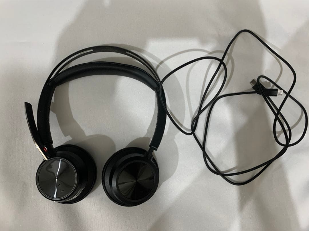 poly VOYAGER FOCUS 2 ヘッドセット