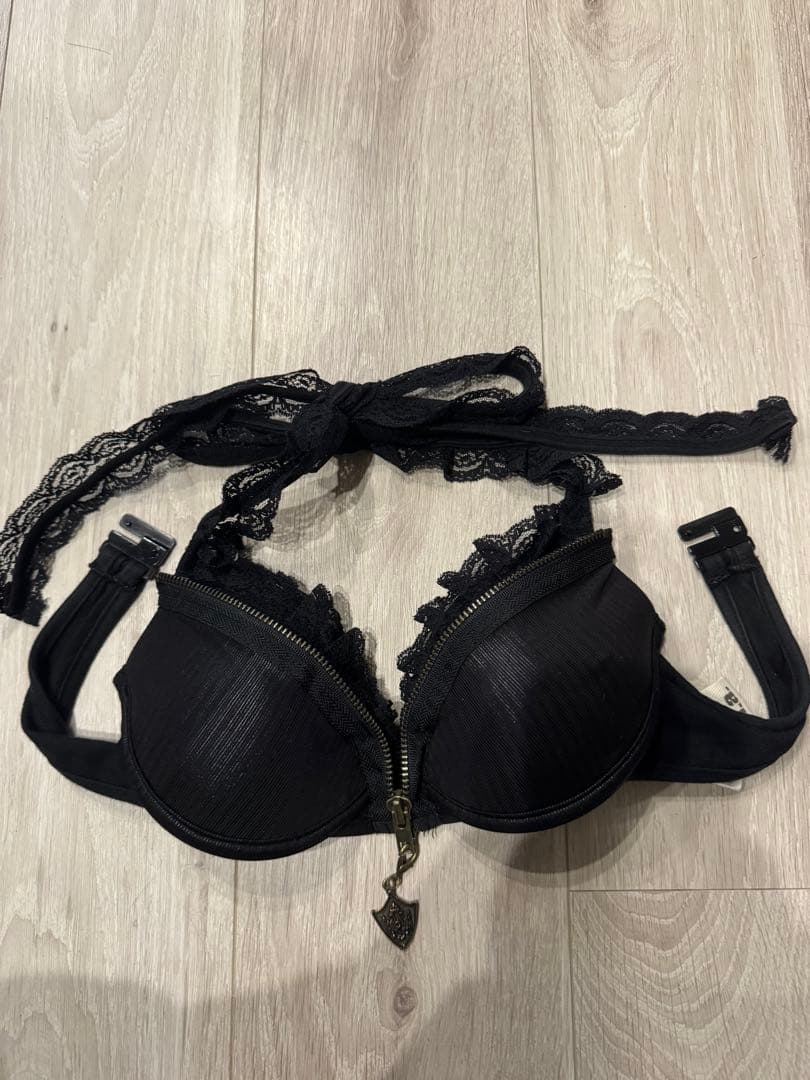 激レア！希少！d.i.a. 黒 レース付きビスチェ