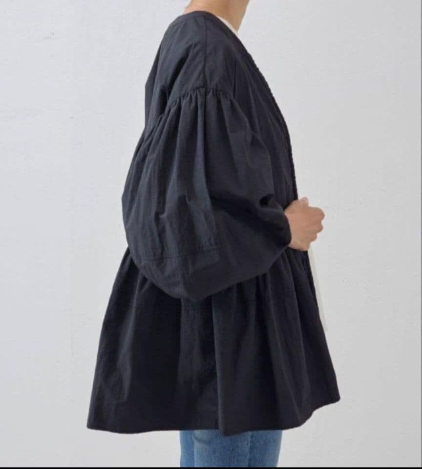 26400円　今季新品　ビアズリー　ペプラム　フレア　ジップ　ブルゾン　黒