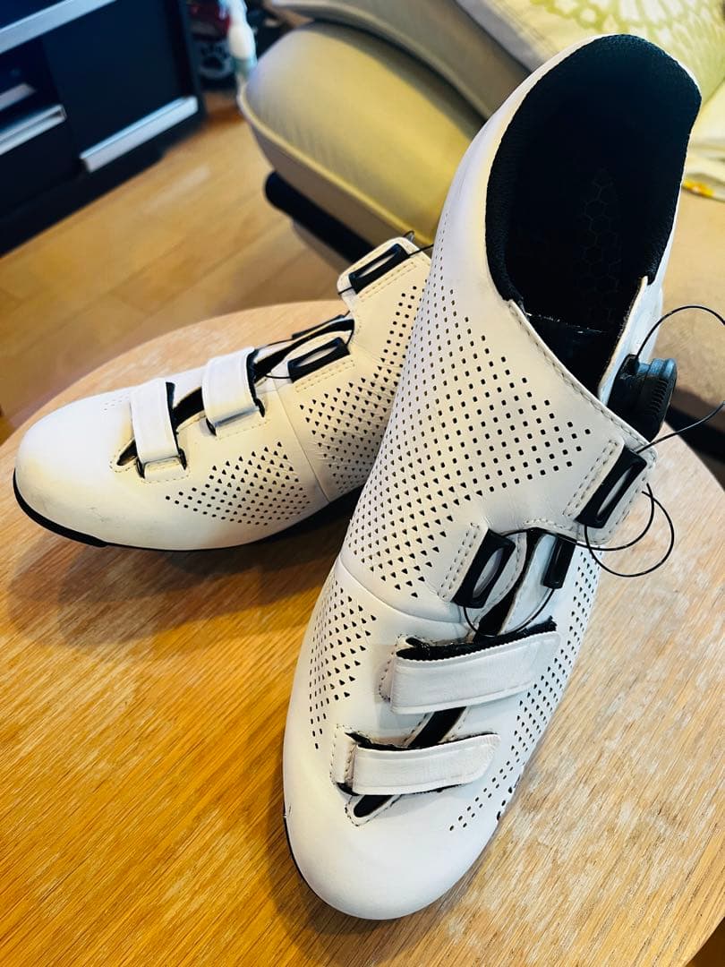 fi'zi:k クリンチングシューズ ホワイト(箱無し)