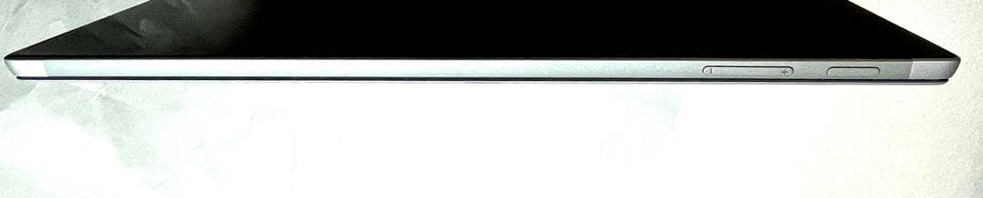 バッテリー持続抜群! サーフェス プロ 7+，タイプカバー付(黒)、SSD2T