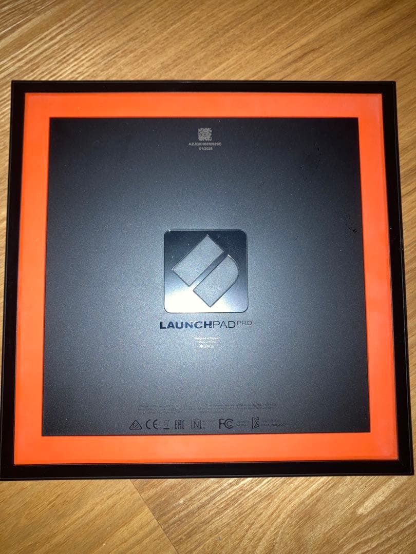 NOVATION Launchpad Pro MK3 MIDIパッド