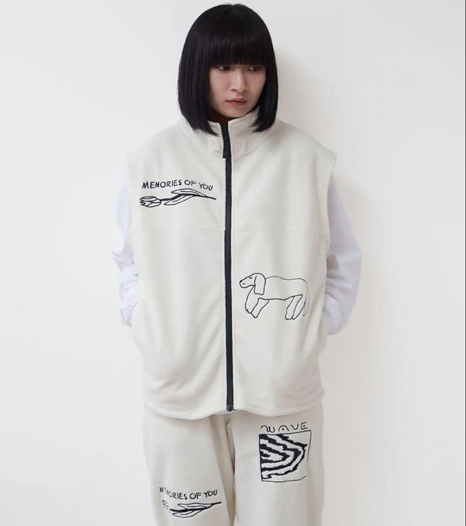 コモンナウン フリースベスト