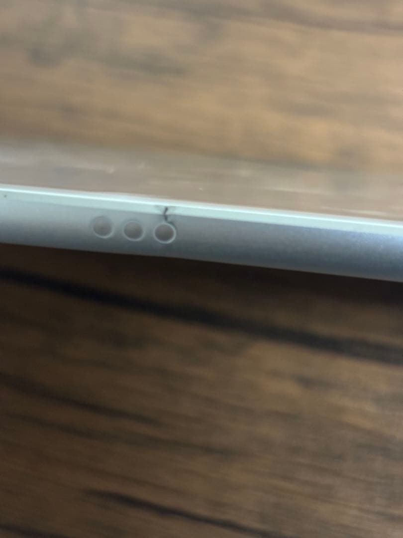 Y*n様 【ジャンク扱い】iPad第7世代 32GB （即購入可）