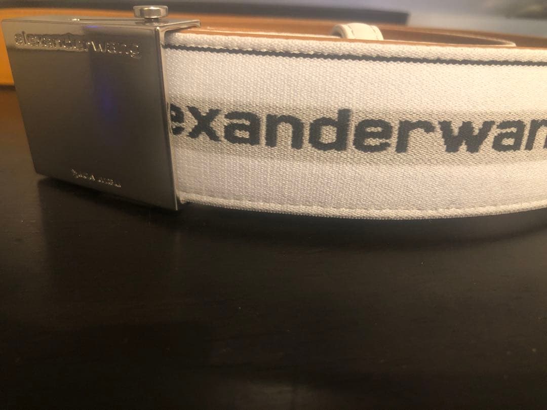 ALEXANDER WANG Logo Belt ホワイト/ブラック