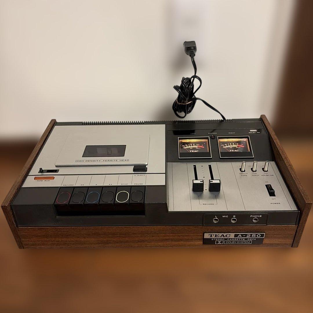 TEAC テアック A-250 ステレオ カセットデッキ レコーダー 稼働品