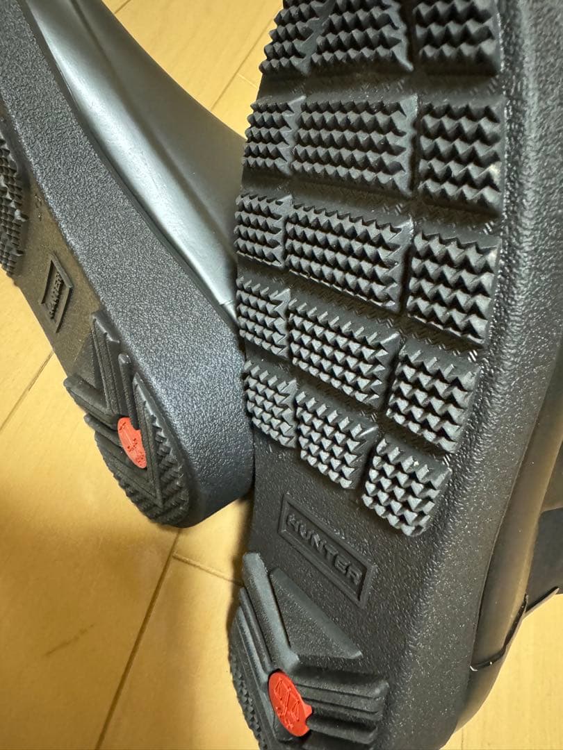 HUNTER 黒 ショートブーツ 防水 ゴム製 滑り止め付き24センチ