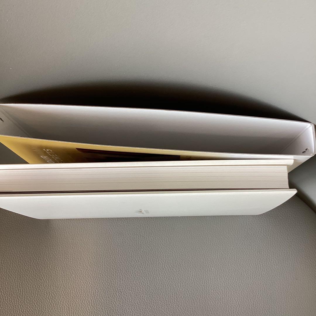 初版（豪華本）4つの神聖な鍵 /THE FOUR SACRED SECRETS