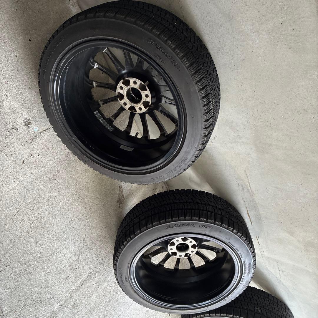 メルセデス・ベンツ 18インチ スタッドレス