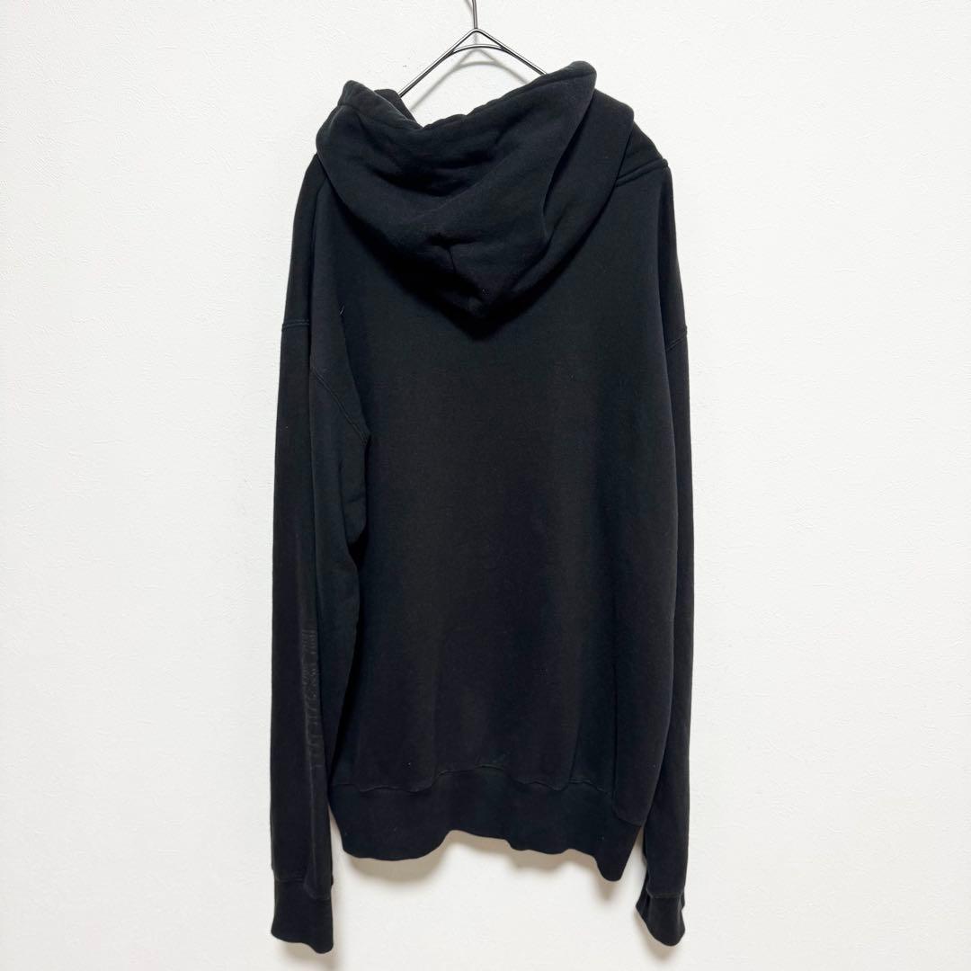 原因は自分にある。 パーカー