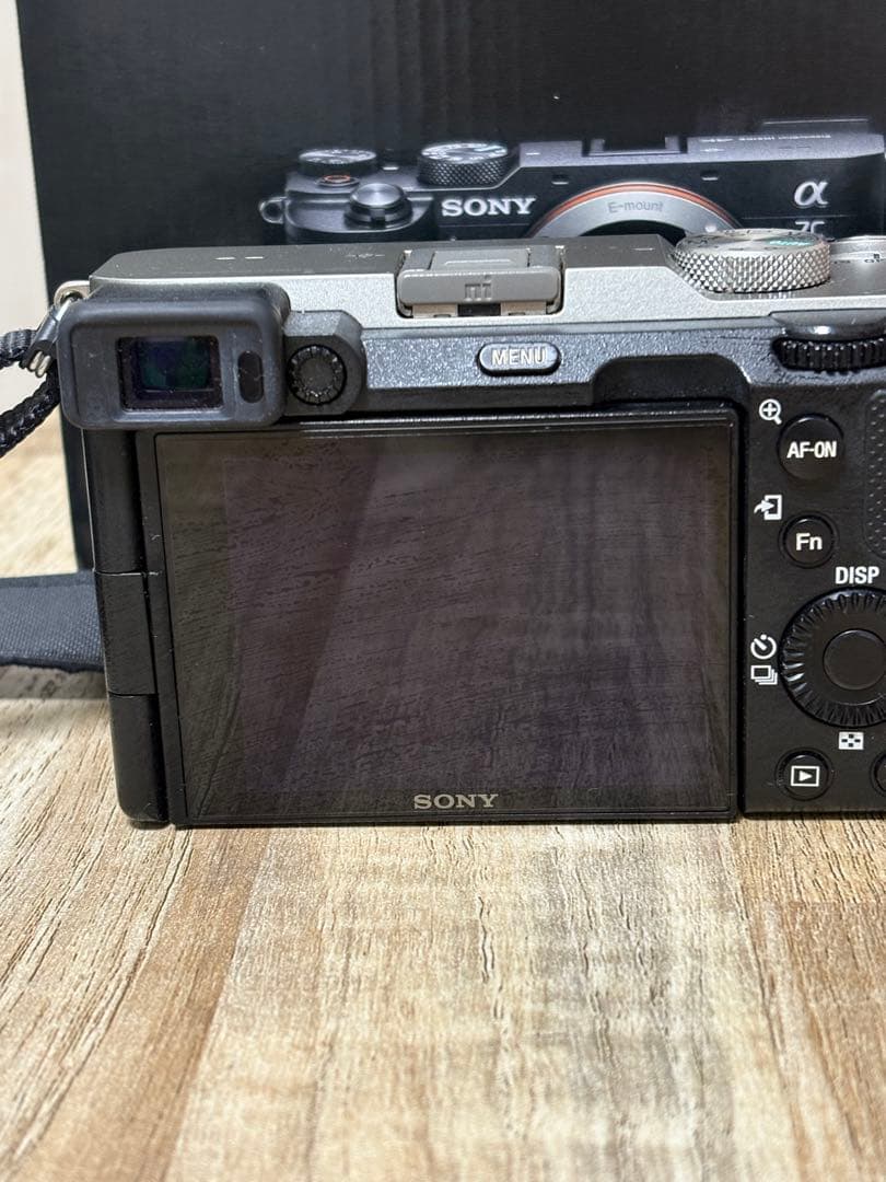 SONY α7C ミラーレスカメラ + FE 35mm F2.5 Gレンズ