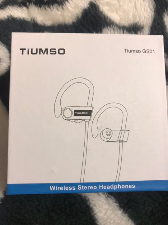 「新品」Tiumso Bluetooth 4.1スポーツ/マイク付きイヤホン