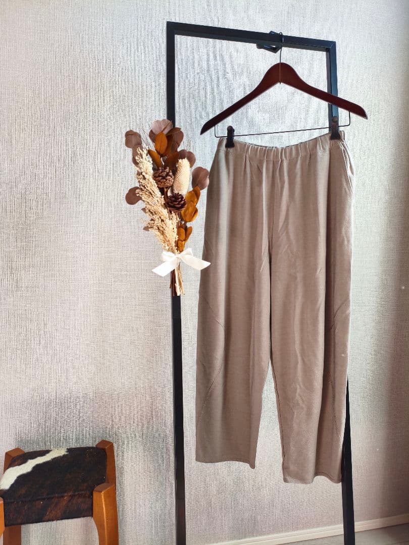 美品✴ヨーガンレール✴素敵♪バルーンパンツ　上質ウールシルク　日本製　M