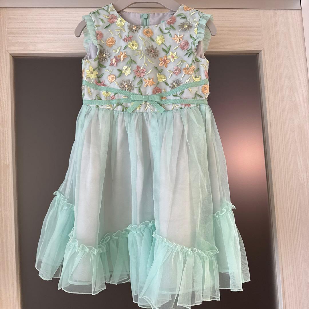 トッカ　キッズドレス　セレモニードレス　花柄刺繍