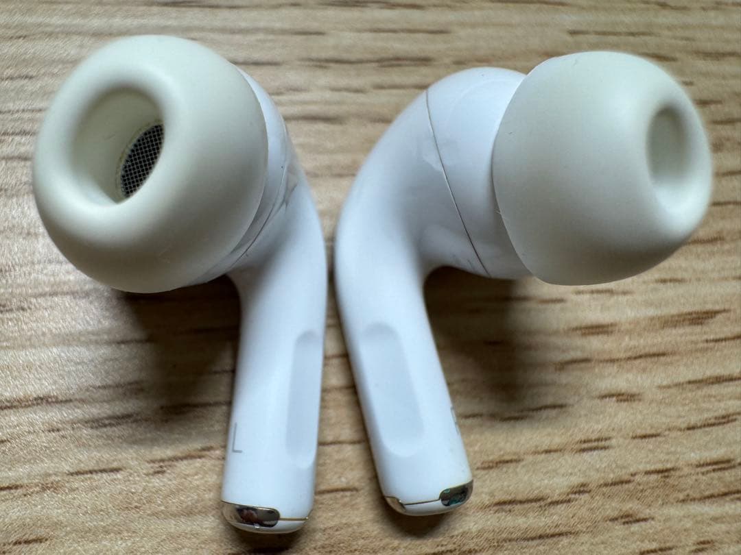 Apple アップルAirPods Pro 2 エアーポッズプロ2 ⭐︎左耳のみ⭐︎