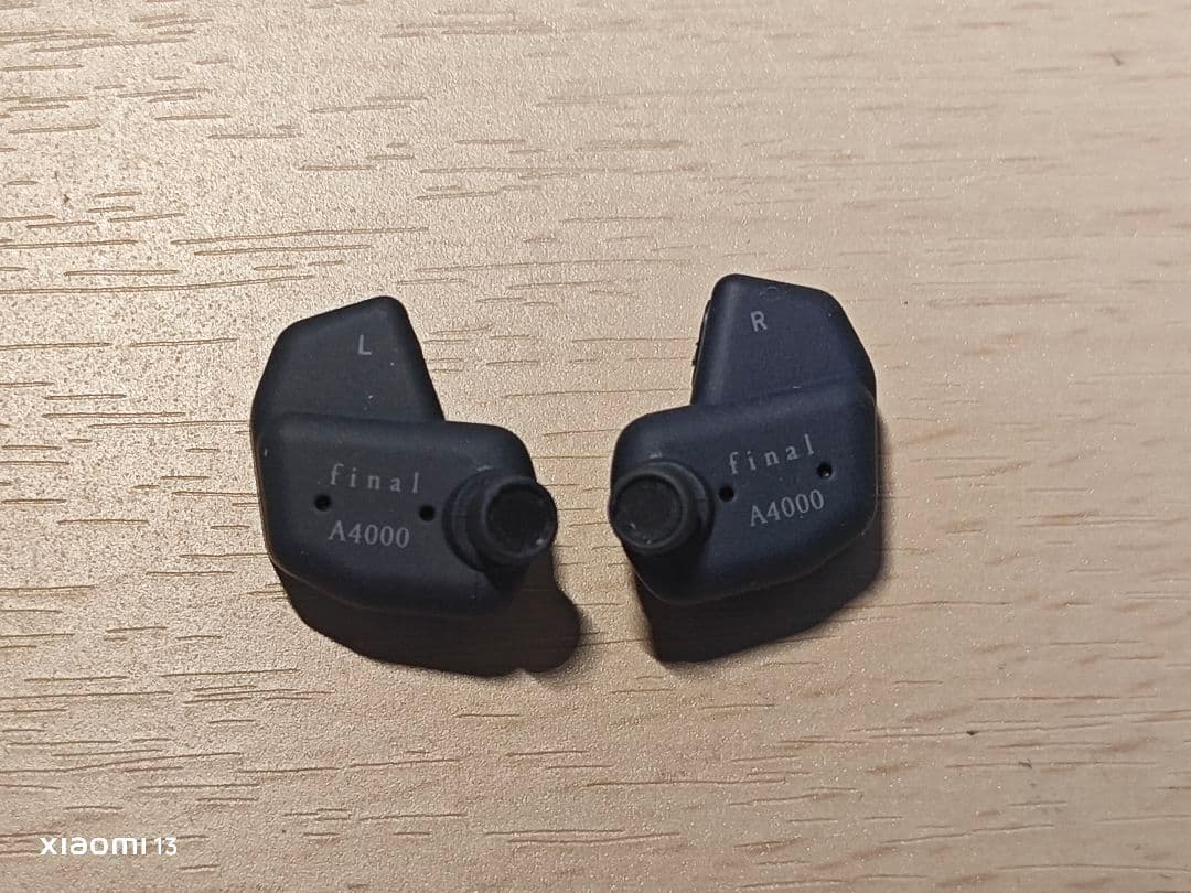final A4000 ブラック 有線イヤホン 本体のみ