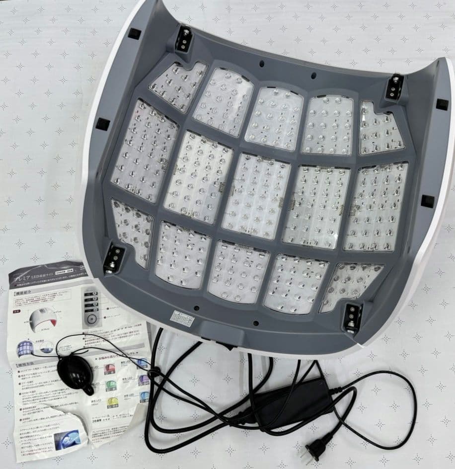 【プレミアLED美容ライト】　M_A-1