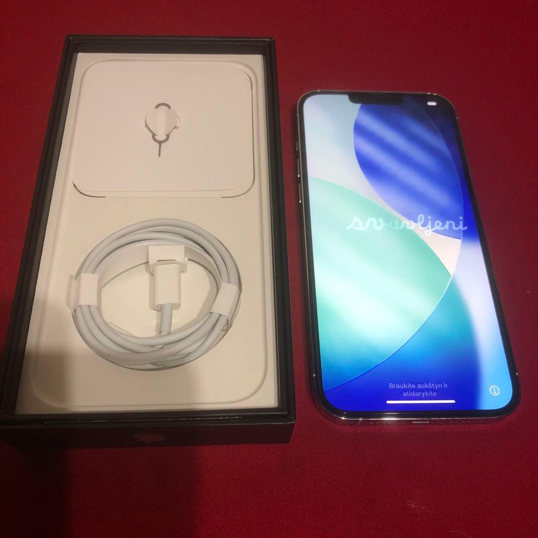 iPhone13 pro max シルバー 256GB