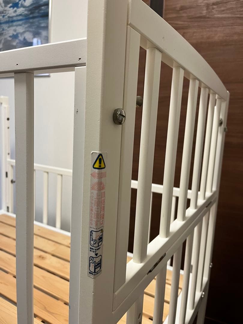 ヤマサキ　 ベビーベッド ハイタイプ　標準サイズ ツーオープン　ホワイト