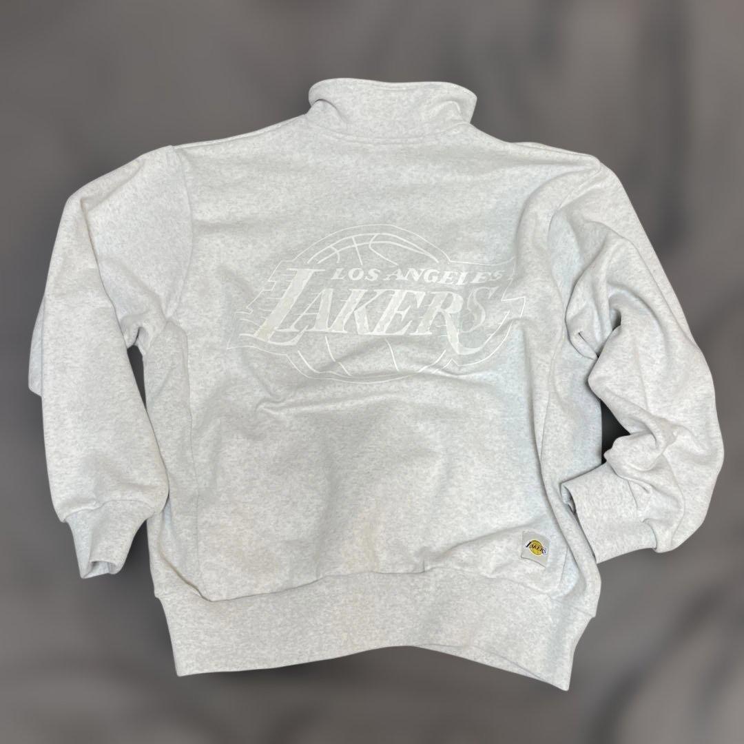NBAレイカーズ　トレーナーハーフジップ