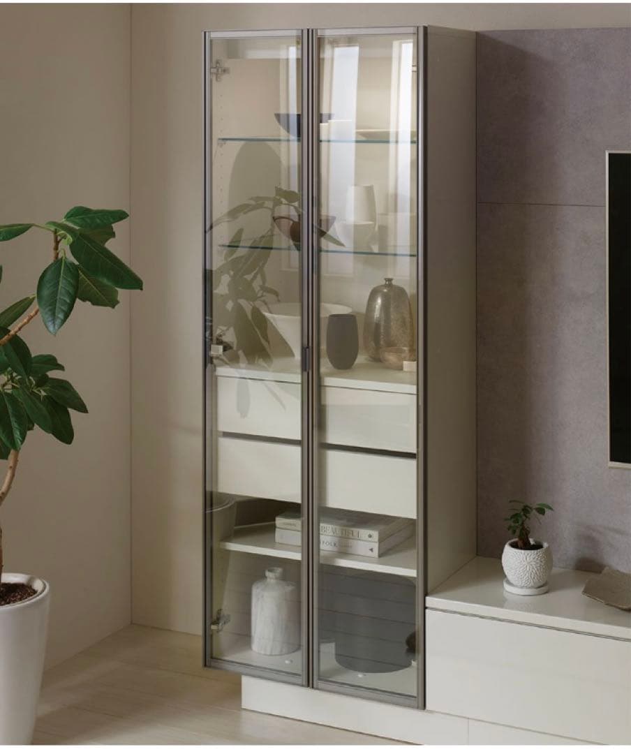 モデルルーム展示品⭐️パモウナ　Pamouna キュリオケース　LEDショーケース