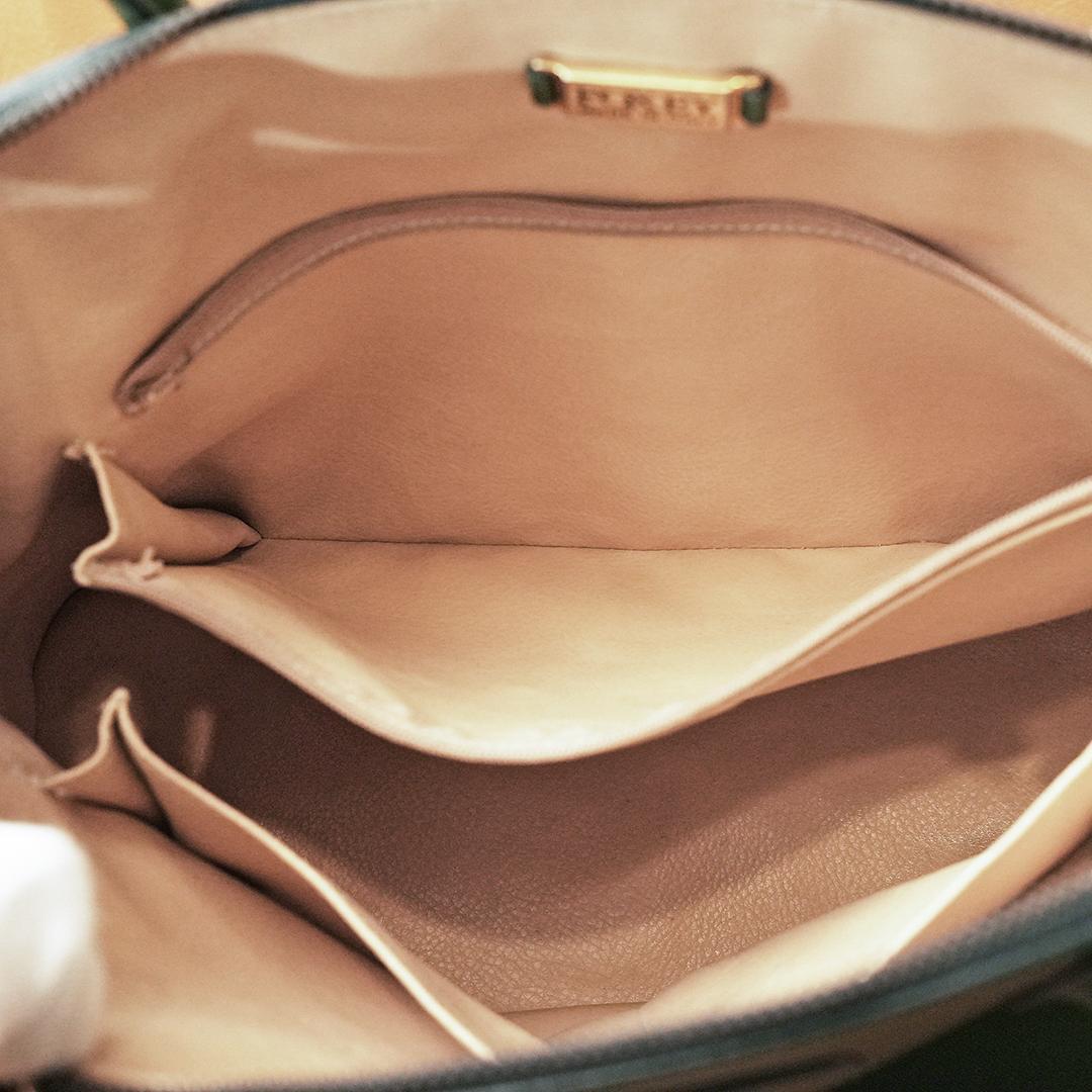 MADE IN ITALY　FOXEY　ハンドバッグ　グリーン　マカロン