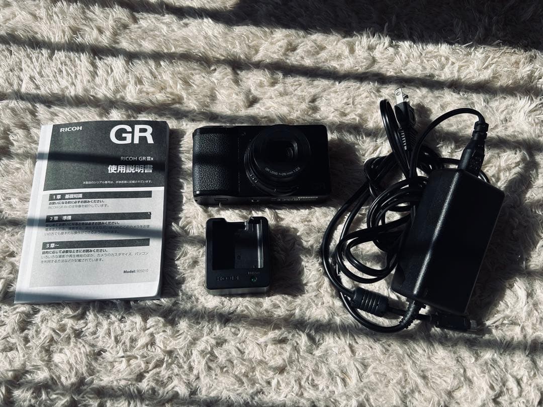 RICOH GRIIIxコンパクトデジタルカメラ