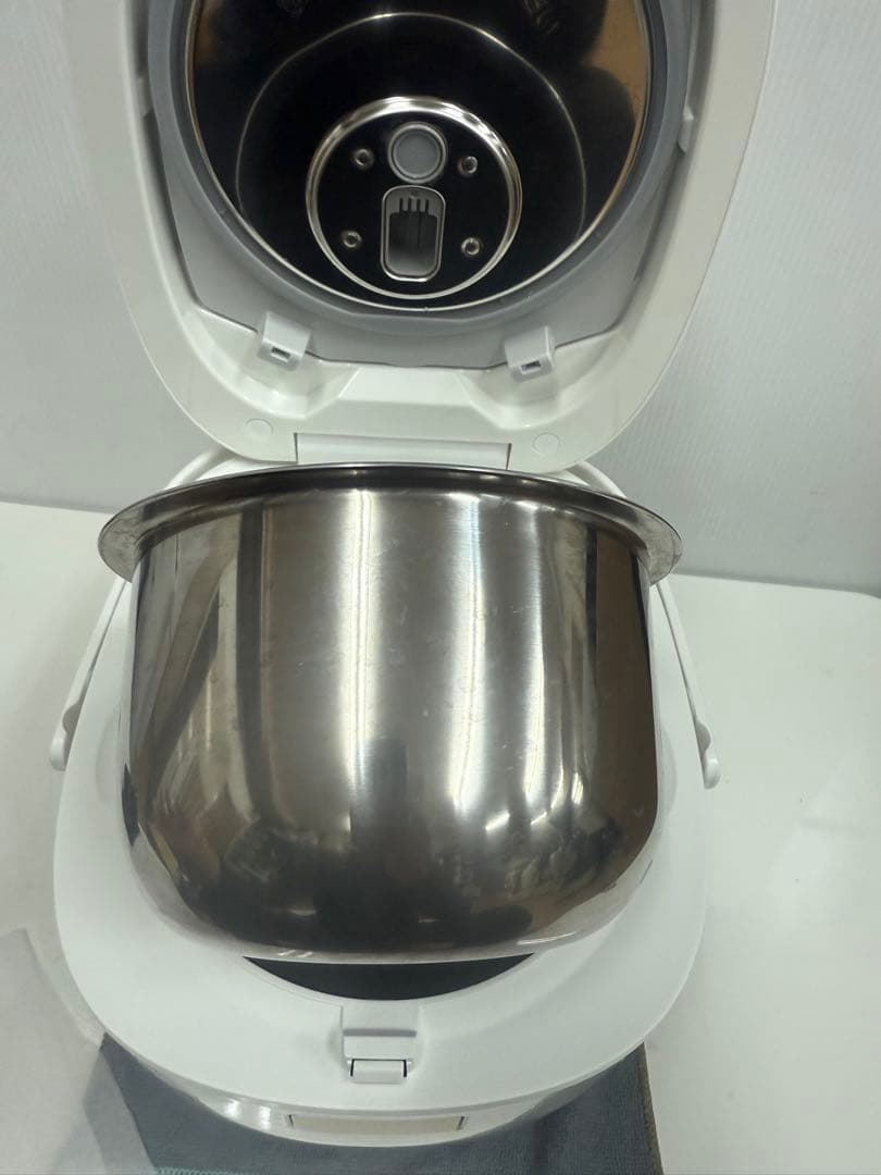 パナソニックSR-KT060 IHジャー炊飯器2021年製