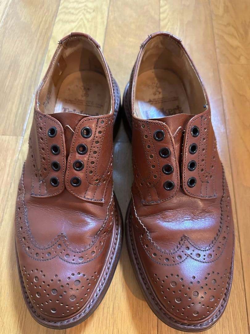 【中古|紐なし】Tricker's ブラウン ウィングチップ レザーシューズ