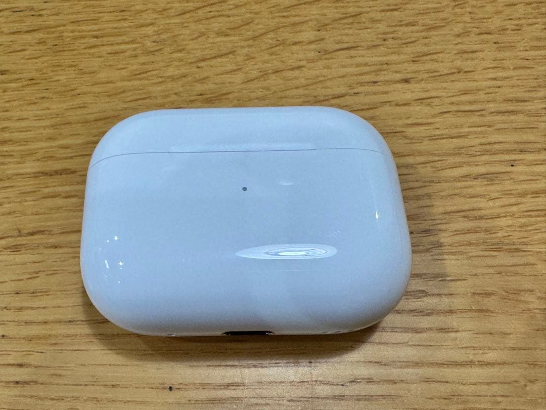 Apple AirPods Pro 2（第2世代 / USB-C）　本体